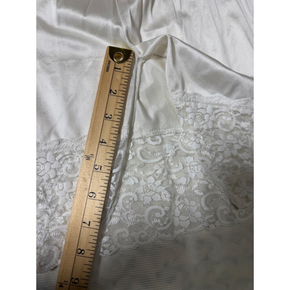 Vintage Ivory Nylon Half Slip Lace Trim Side Slit Elastic Waist Size Medium - Picture 6 of 13